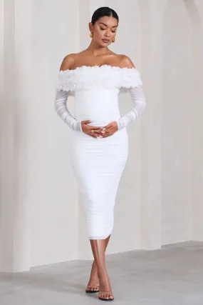 Adita | Robe Mi-Longue de Maternité Bardot en Maille Blanche avec Fleurs