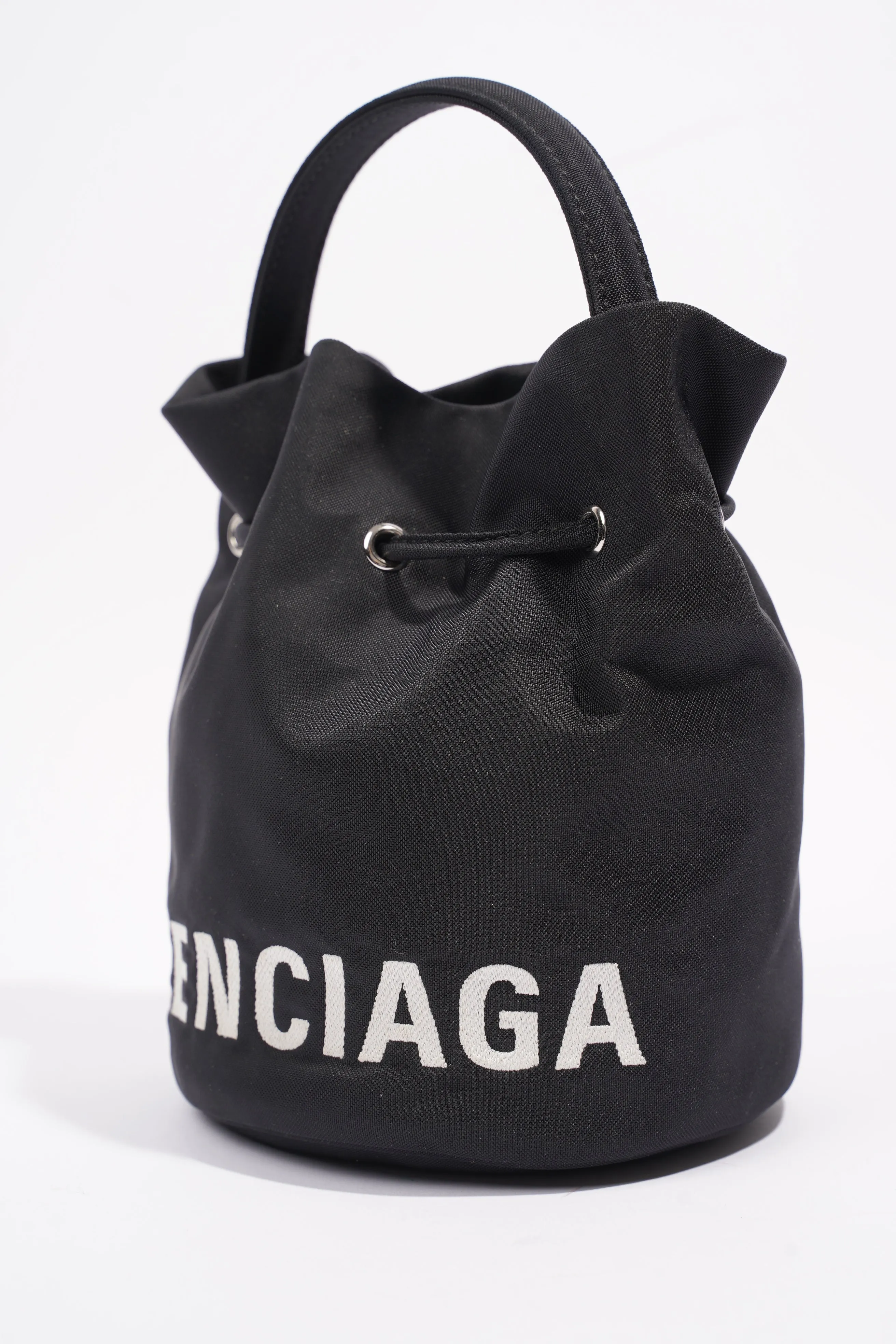 Balenciaga Wheel Bucket Bag Black / White Nylon